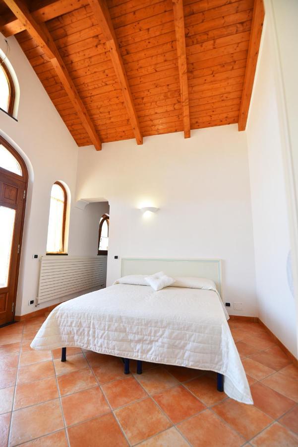 A Due Passi Dalla Costiera 2 *